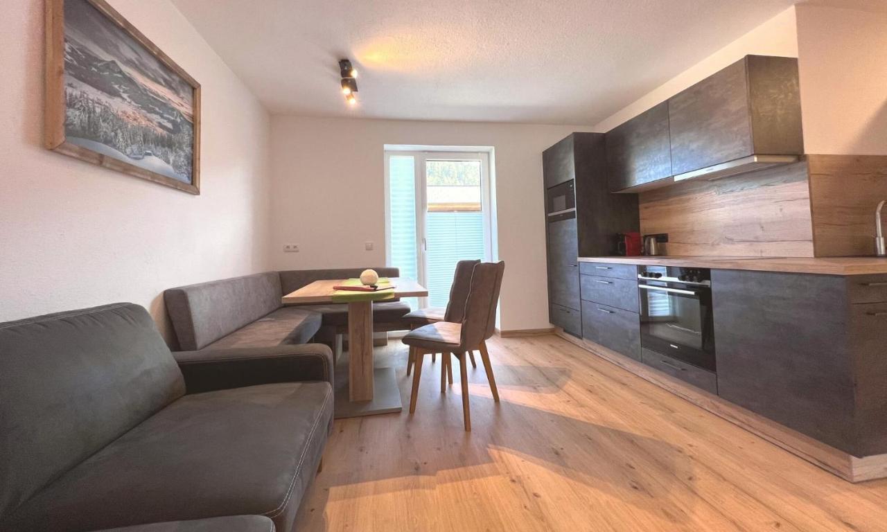 Apartments Monika - Altenmarkt アルテンマルクト・イム・ポンガウ エクステリア 写真